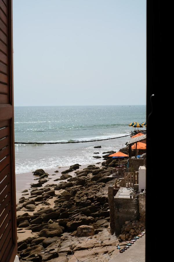 Hashpoint Surf Camp Vandrerhjem Taghazout Eksteriør bilde
